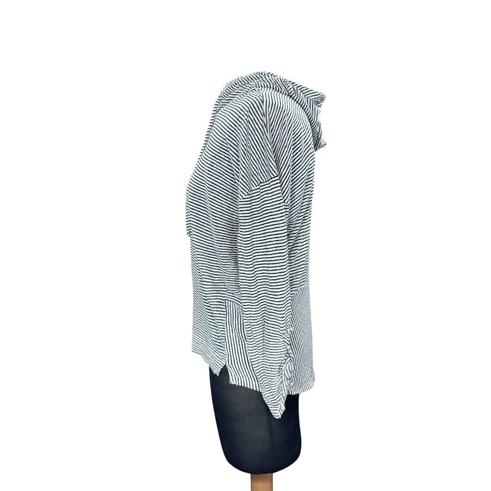 C&C California Black & White Striped Hooded Pullover Linen Top W/ Roll Tab Sleev - Picture 2 of 10